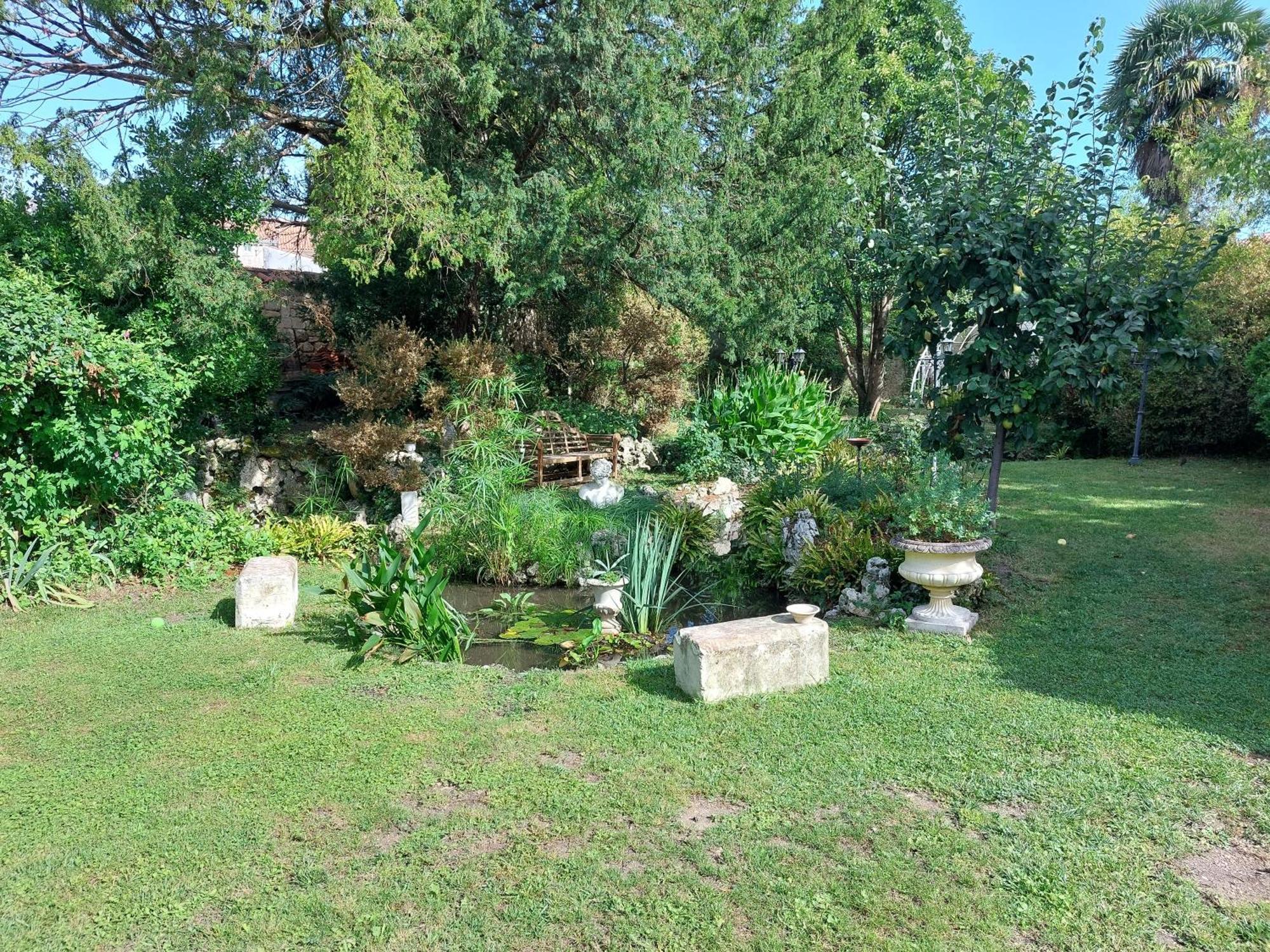 La Gueriniere L'Anglaise Châteauneuf-sur-Charente Exterior foto
